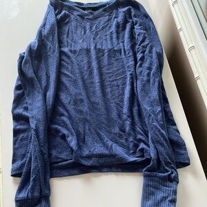 Athleta girls up for the challenge top size L/12